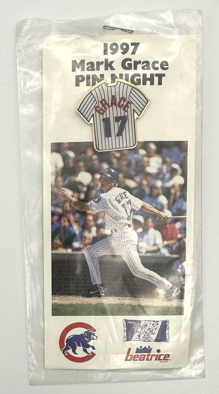 RARE VINTAGE 1997 Chicago Cubs Mark Grace #17 Jersey Lapel Pin Day